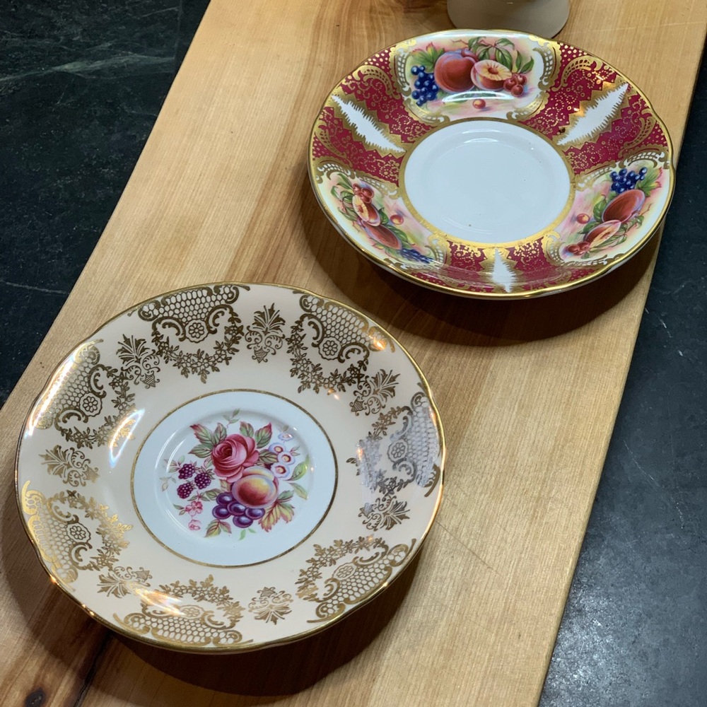 PARAGON | Set of 2 | Saucers - Red Fruit Orchard and Paragon Peach